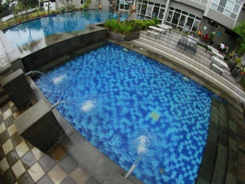 Valore Hotel Cimahi Eksteriør billede