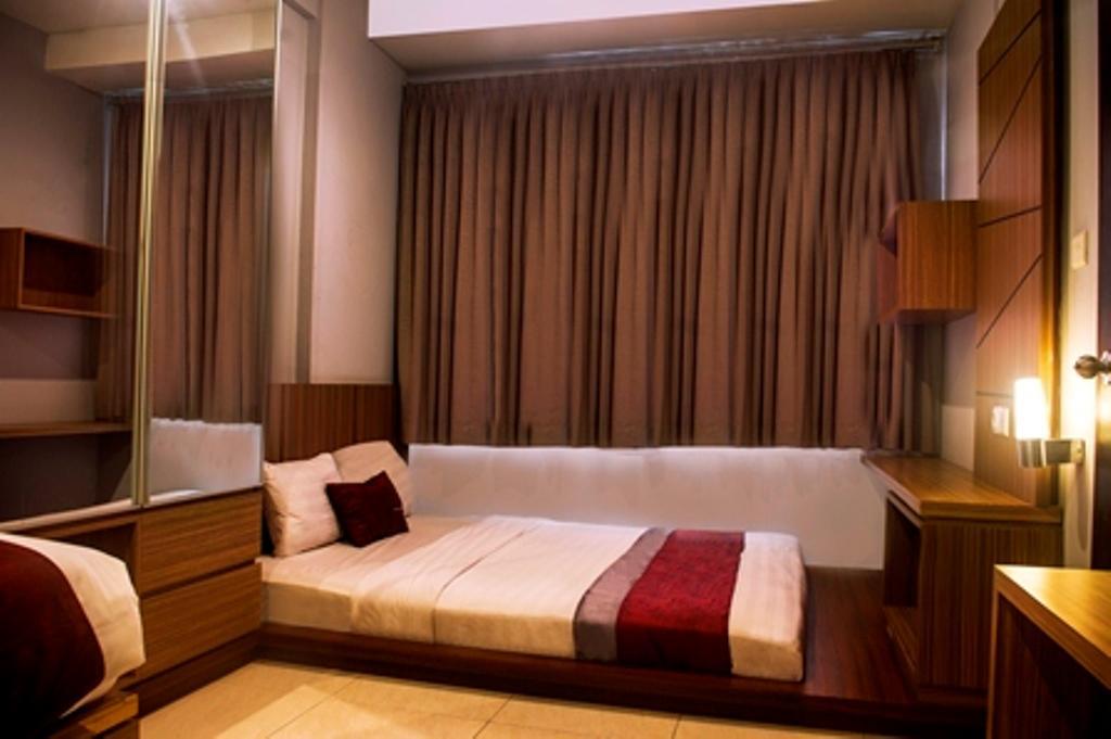 Valore Hotel Cimahi Eksteriør billede