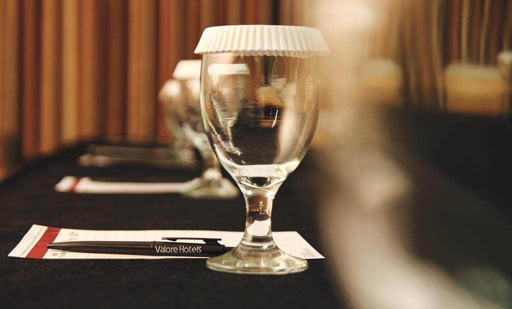 Valore Hotel Cimahi Eksteriør billede