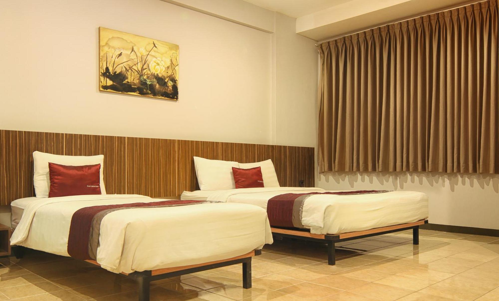 Valore Hotel Cimahi Eksteriør billede