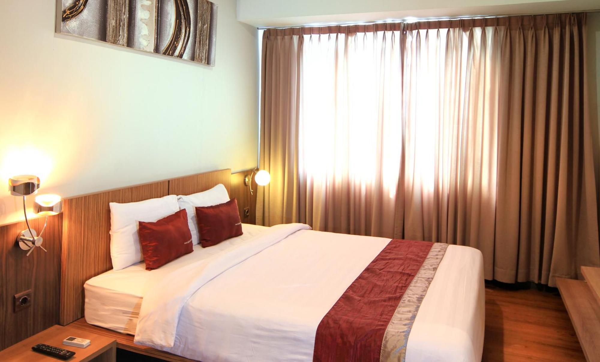 Valore Hotel Cimahi Eksteriør billede