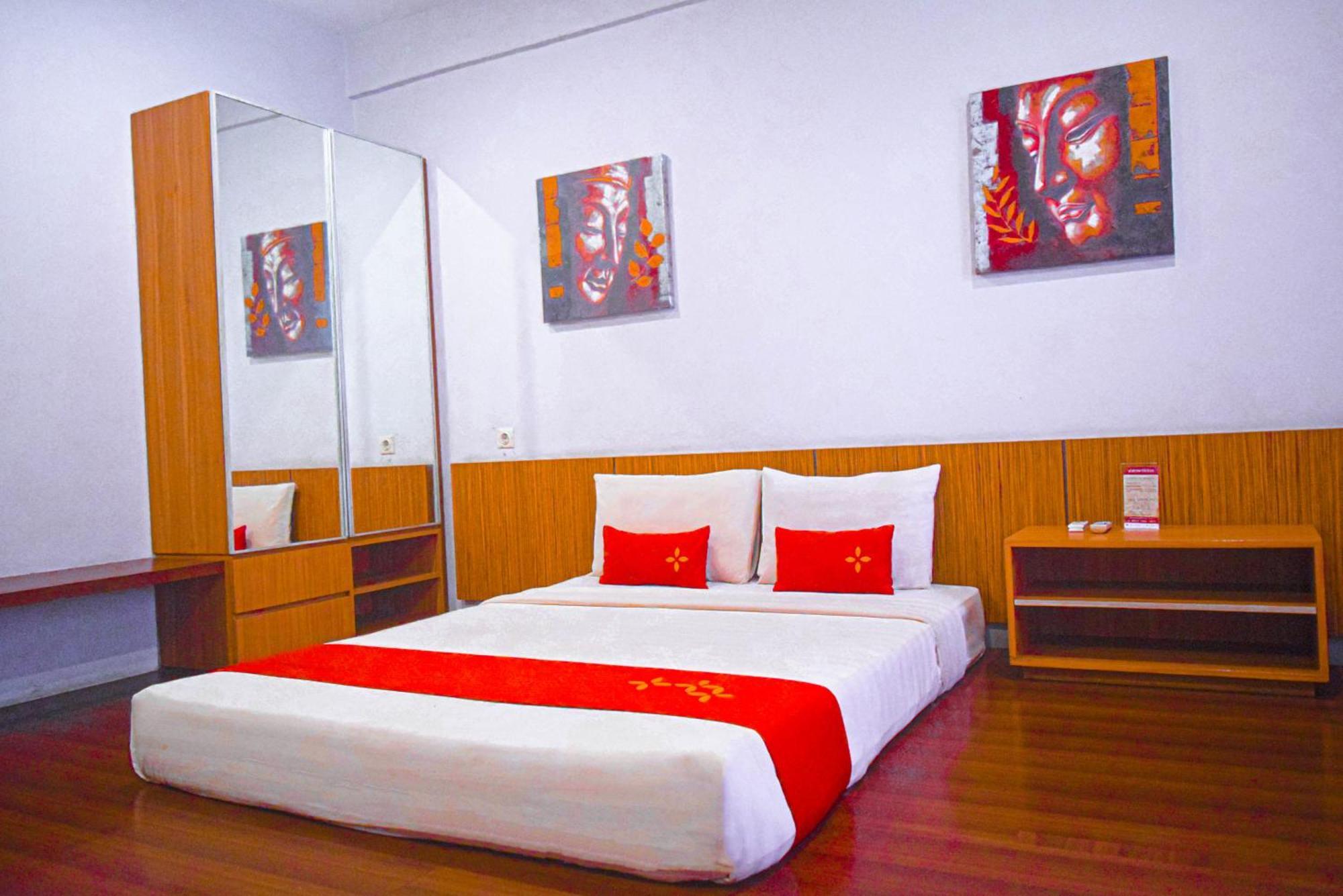 Valore Hotel Cimahi Eksteriør billede