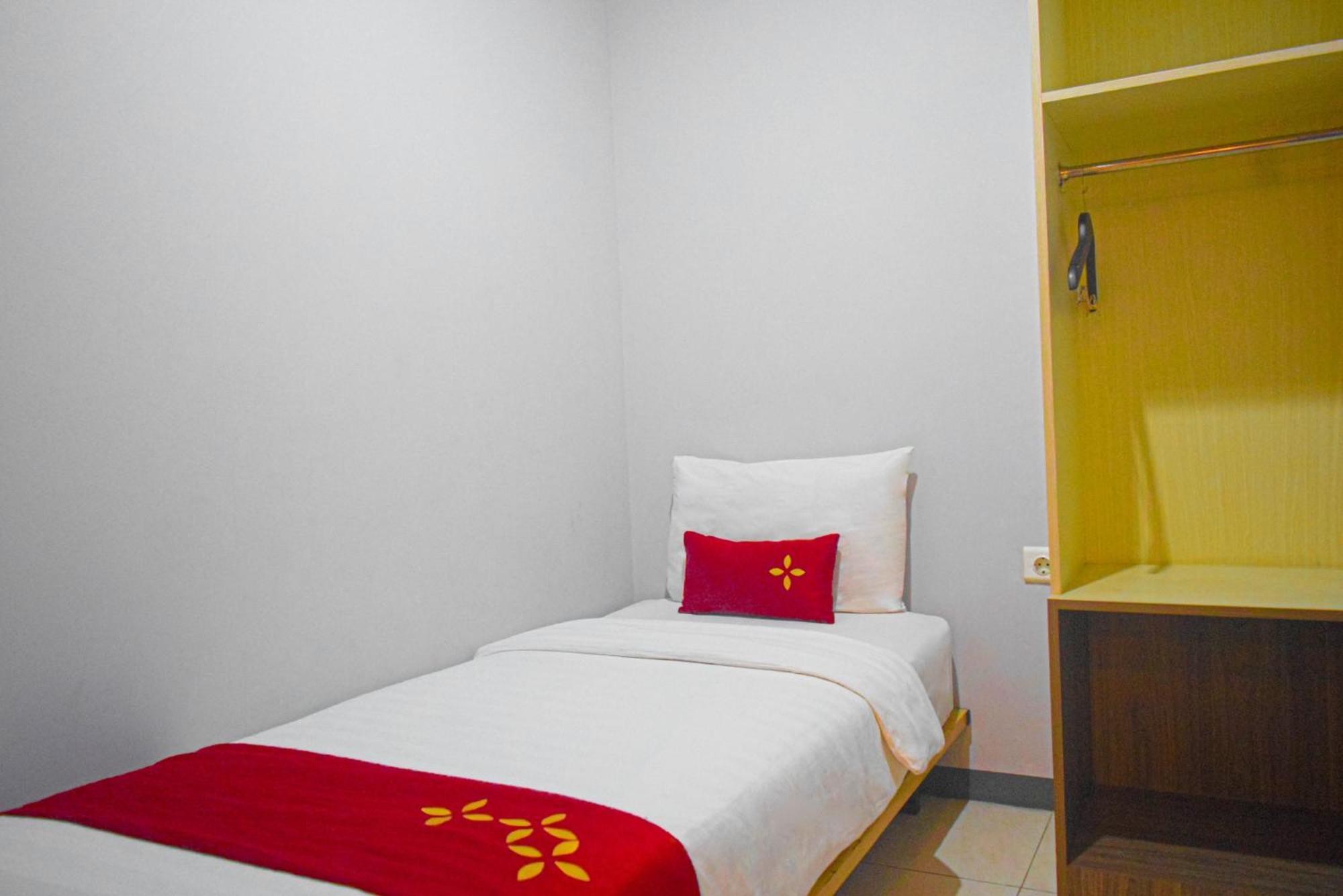 Valore Hotel Cimahi Eksteriør billede