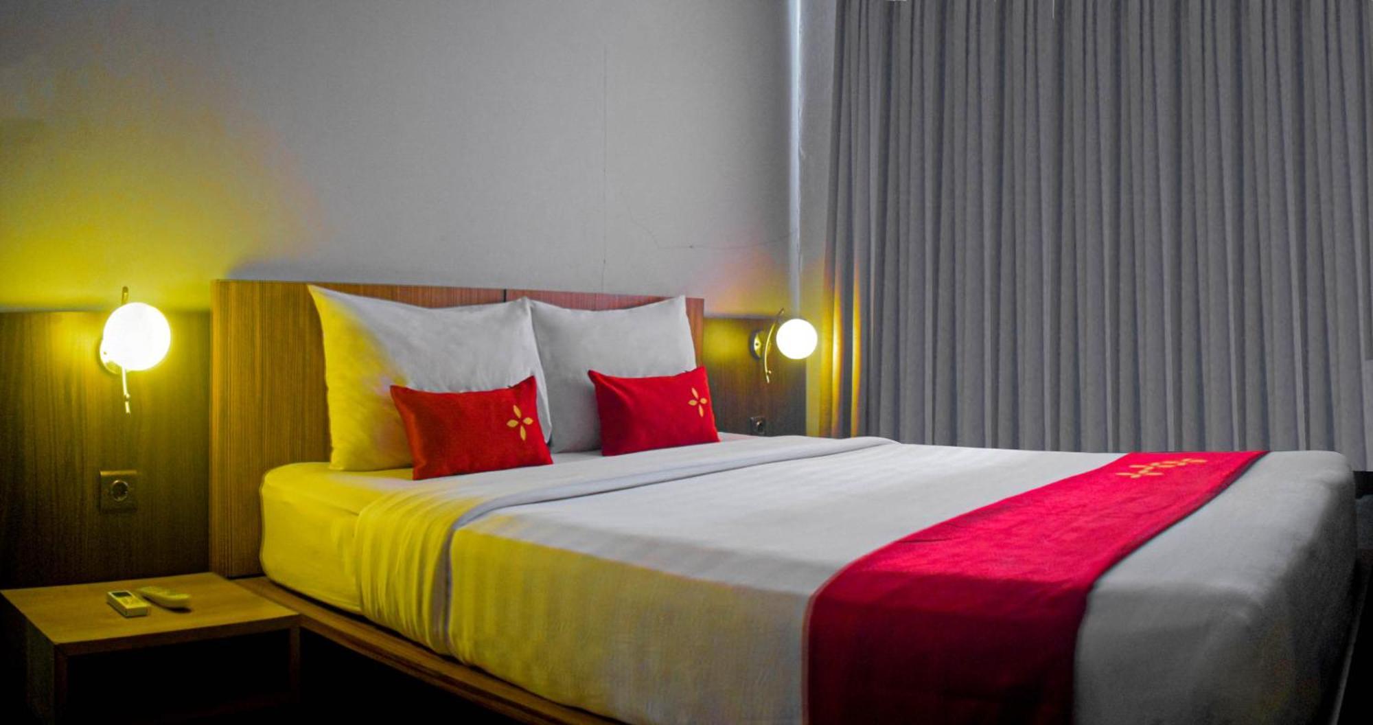 Valore Hotel Cimahi Eksteriør billede
