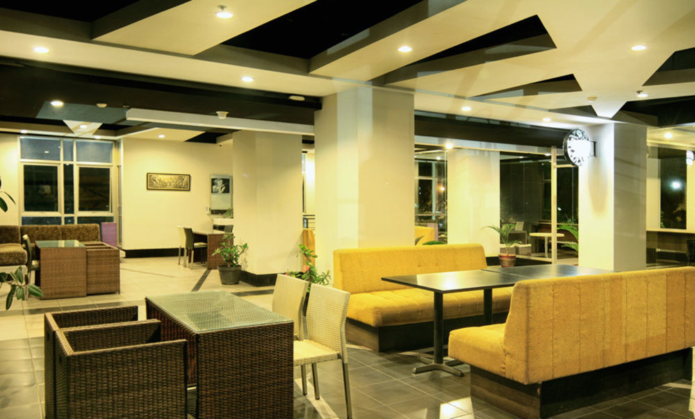 Valore Hotel Cimahi Eksteriør billede